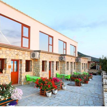 Vila Dena Vlorë Eksteriør billede