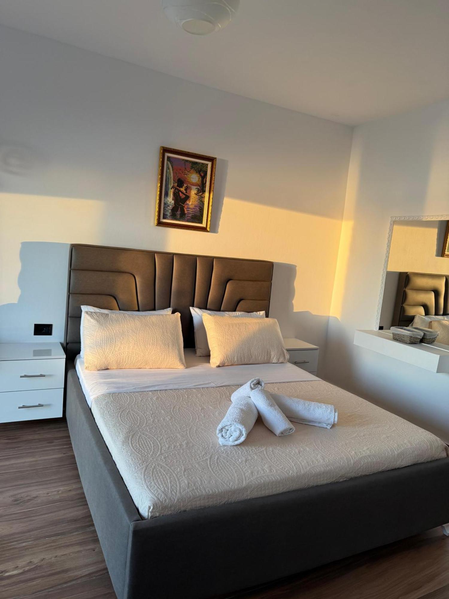 Vila Dena Vlorë Eksteriør billede